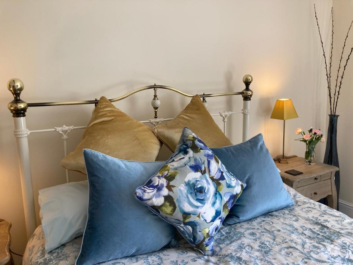 Slades Farm Bed and Breakfast Edington  Exteriör bild